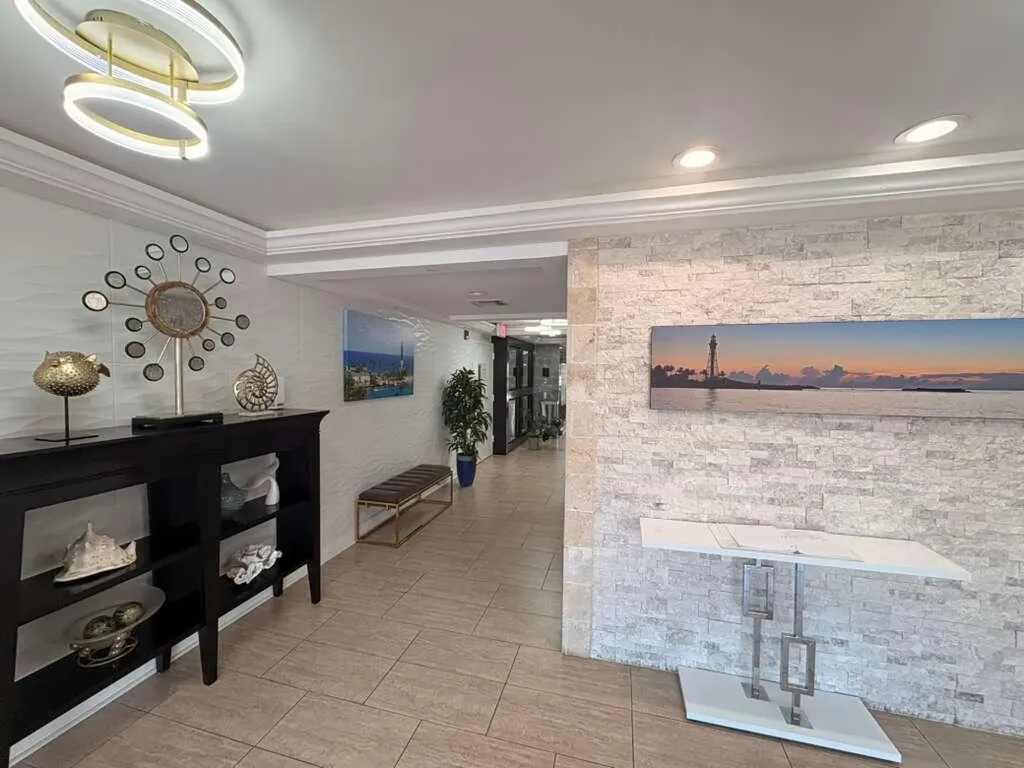 2611 N Riverside Drive Pompano Beach FL 33062