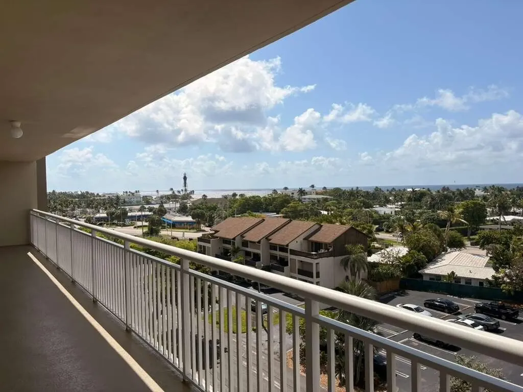 2611 N Riverside Drive Pompano Beach FL 33062