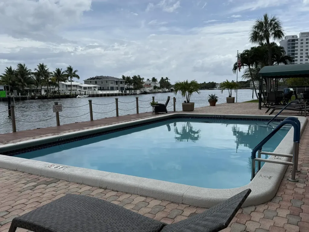 2611 N Riverside Drive Pompano Beach FL 33062