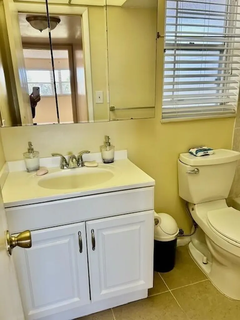 7960 Sunrise Lakes Drive N Sunrise FL 33322