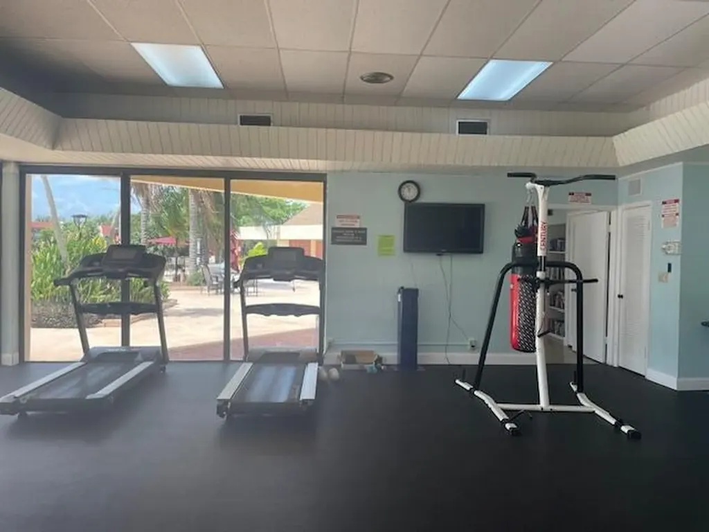 7960 Sunrise Lakes Drive N Sunrise FL 33322