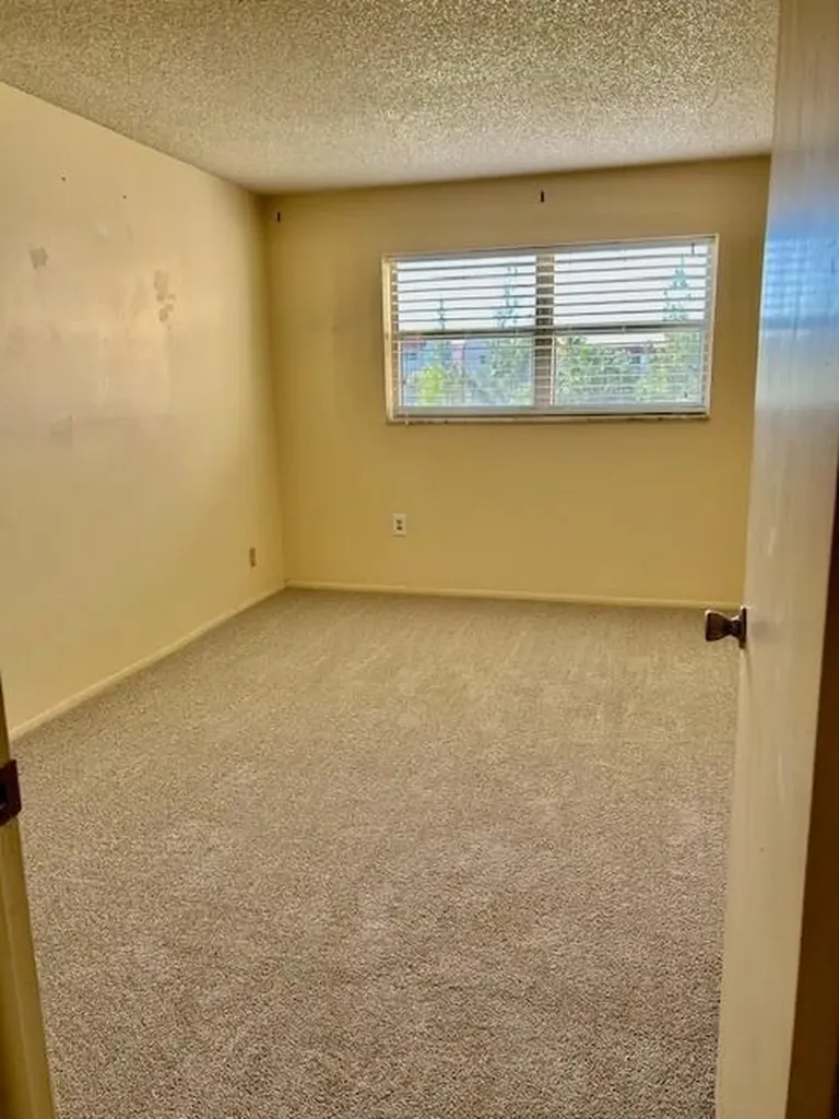 7960 Sunrise Lakes Drive N Sunrise FL 33322