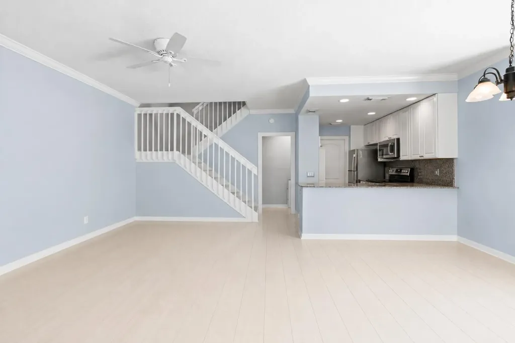 246 Iris Drive Jupiter FL 33458