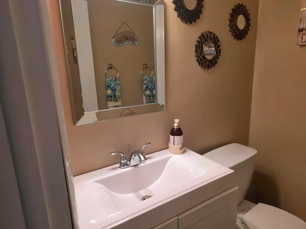 808 SE 7th Street Deerfield Beach FL 33441