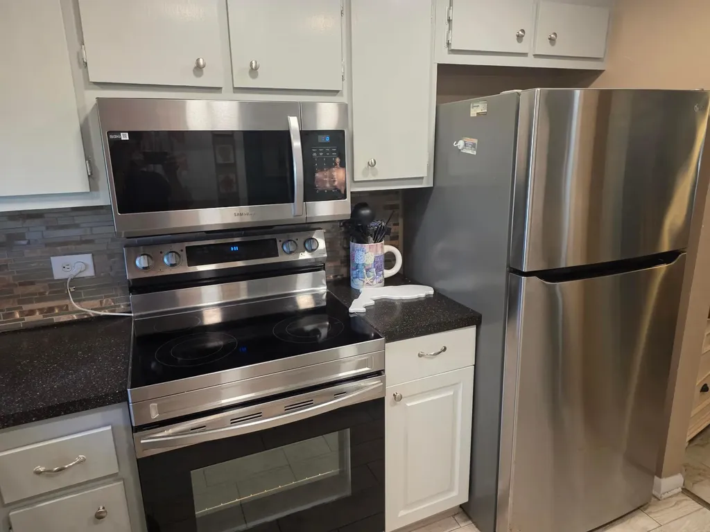 808 SE 7th Street Deerfield Beach FL 33441
