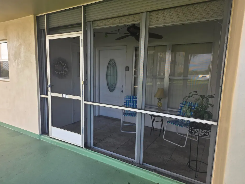 808 SE 7th Street Deerfield Beach FL 33441