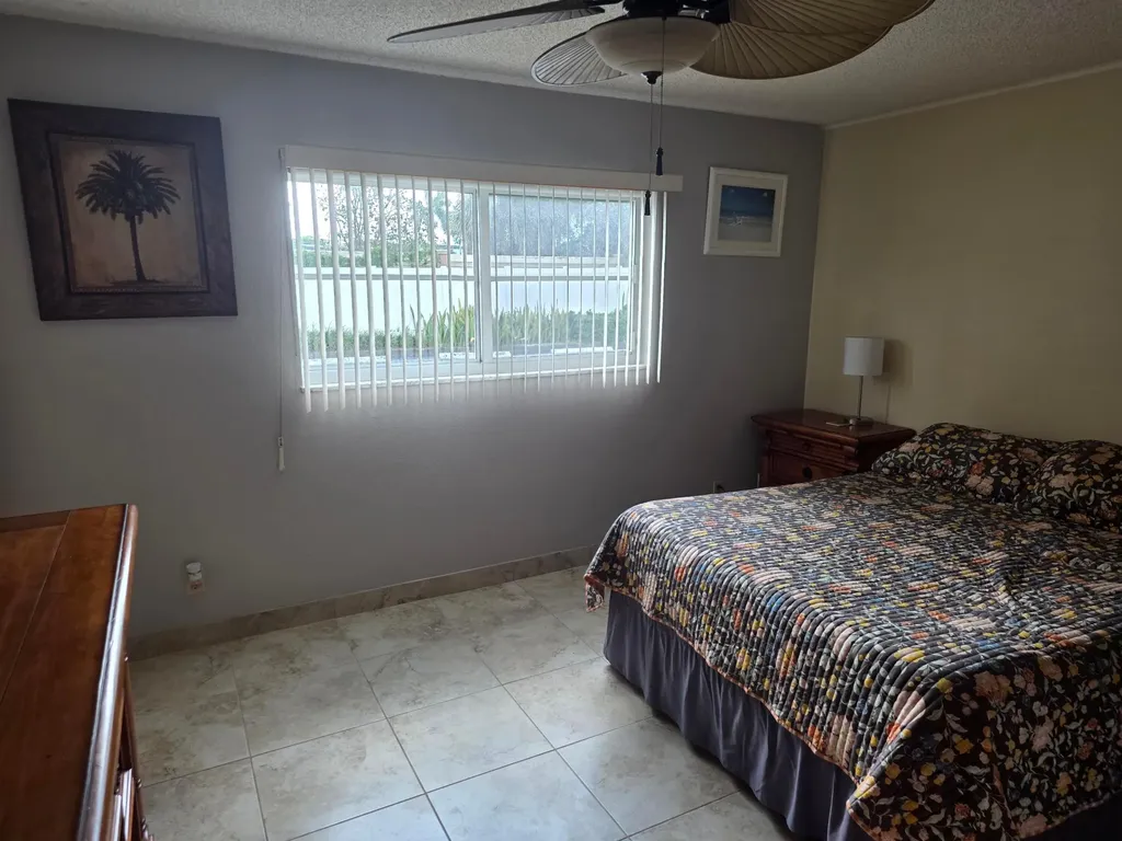808 SE 7th Street Deerfield Beach FL 33441