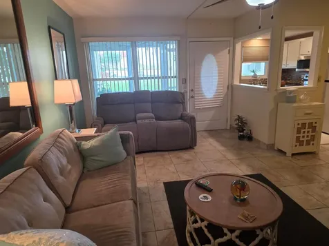 808 SE 7th Street Deerfield Beach FL 33441