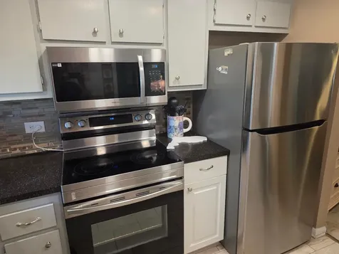 808 SE 7th Street Deerfield Beach FL 33441