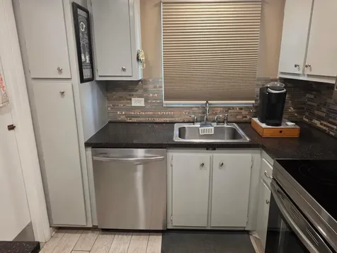808 SE 7th Street Deerfield Beach FL 33441