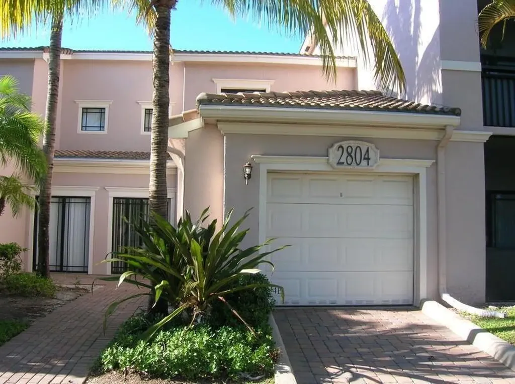 2804 Sarento Place Palm Beach Gardens FL 33410