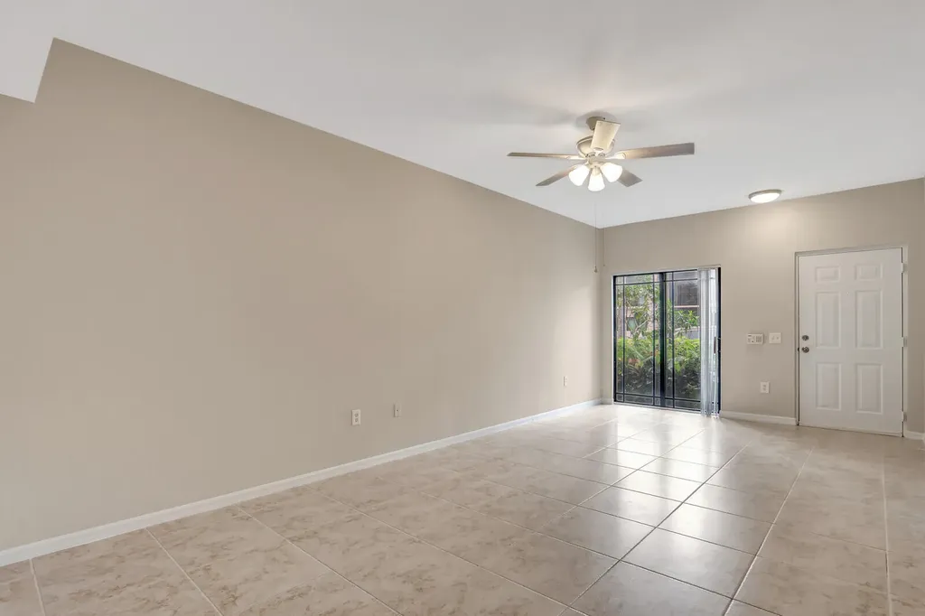 2804 Sarento Place Palm Beach Gardens FL 33410