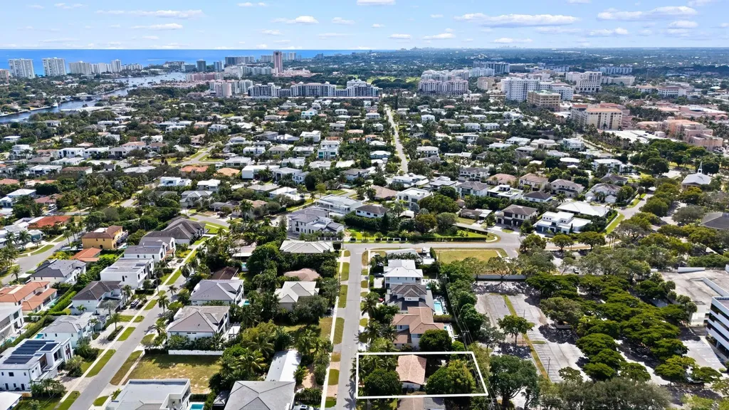 1001 NE 2nd Terrace Boca Raton FL 33432
