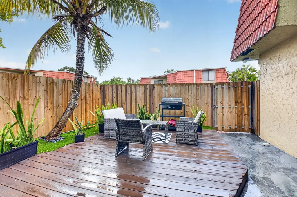 8385 Trent Court Boca Raton FL 33433