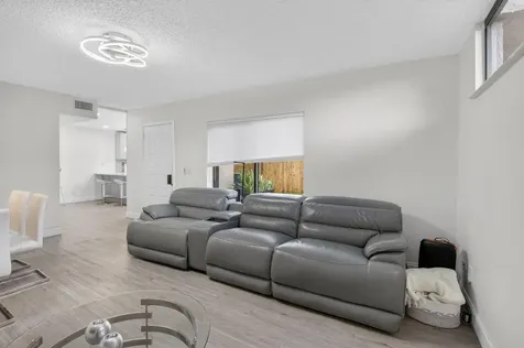 8385 Trent Court Boca Raton FL 33433