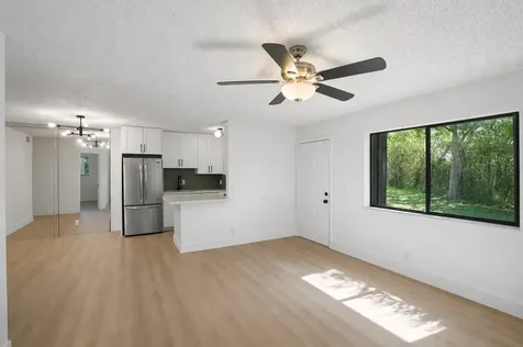 588 Trace Circle Deerfield Beach FL 33441
