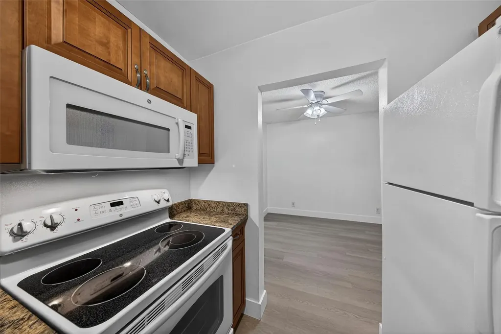 2201 NE 36th Street Lighthouse Point FL 33064