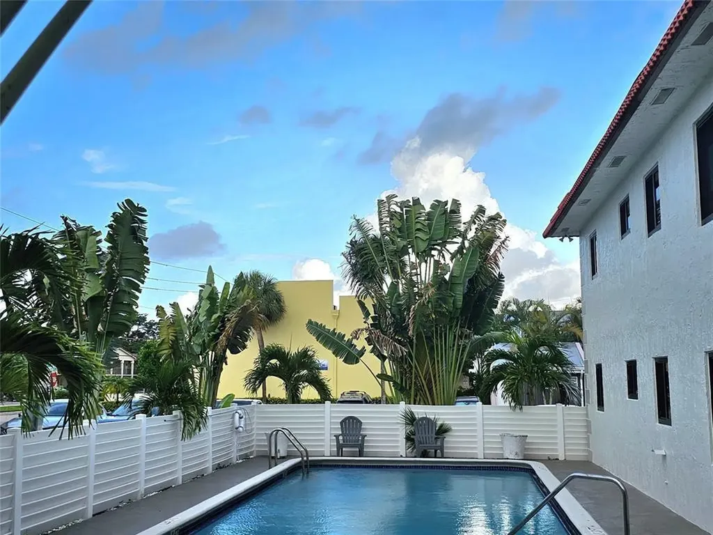 2201 NE 36th Street Lighthouse Point FL 33064