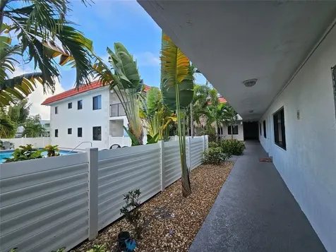 2201 NE 36th Street Lighthouse Point FL 33064