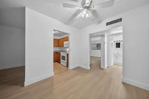 2201 NE 36th Street Lighthouse Point FL 33064
