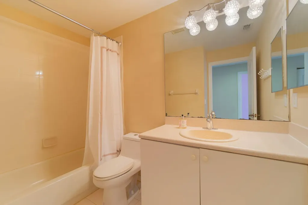 213 River Bluff Lane Royal Palm Beach FL 33411