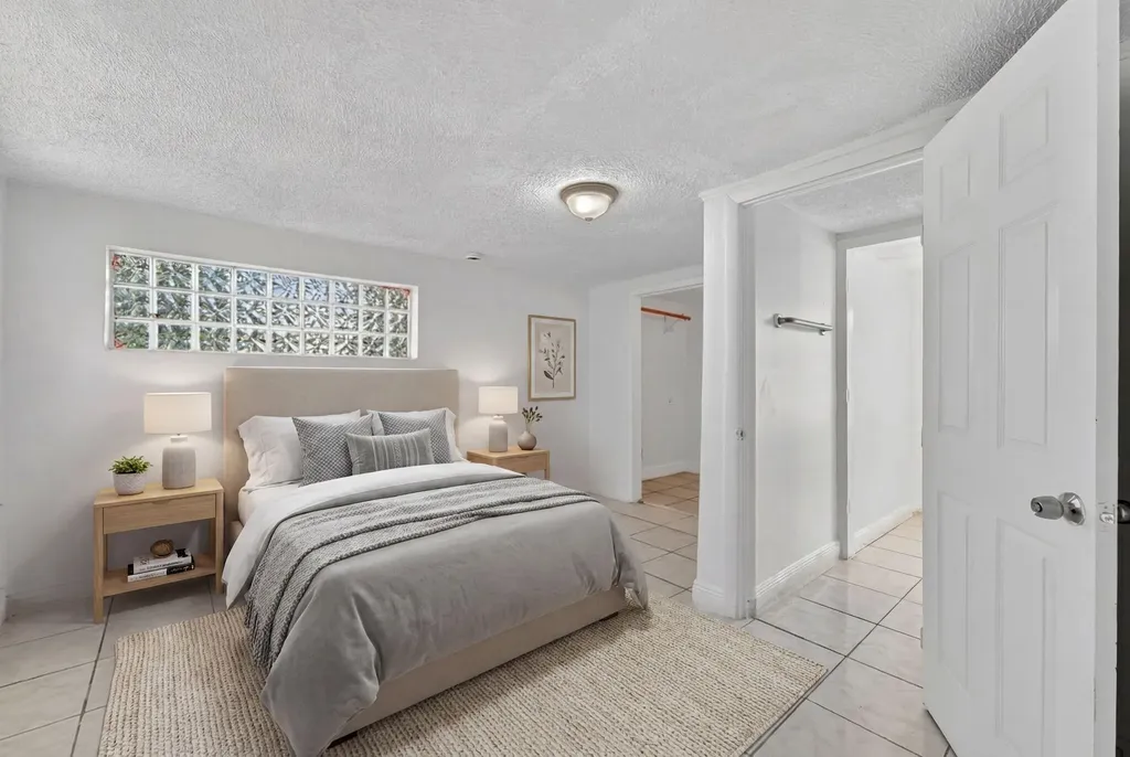 2917 NW 7th Court Fort Lauderdale FL 33311
