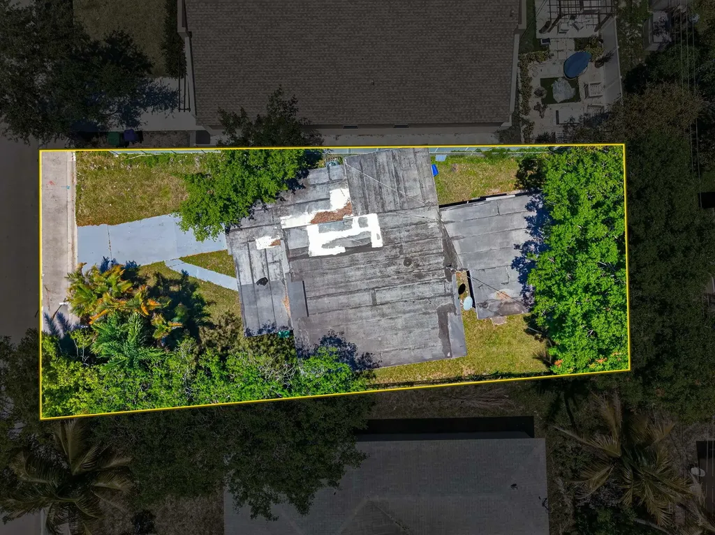 2917 NW 7th Court Fort Lauderdale FL 33311