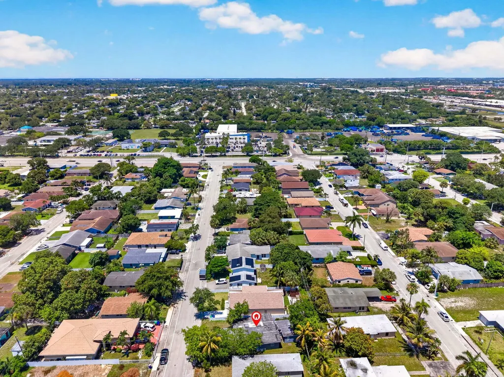 2917 NW 7th Court Fort Lauderdale FL 33311