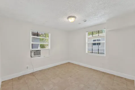 2917 NW 7th Court Fort Lauderdale FL 33311