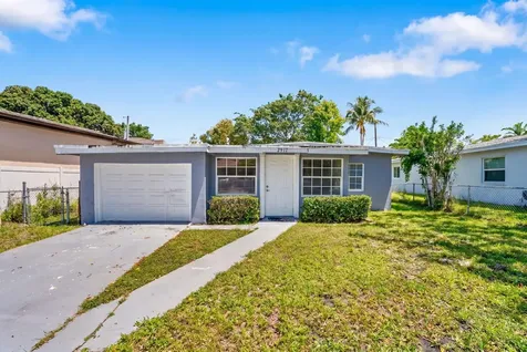 2917 NW 7th Court Fort Lauderdale FL 33311