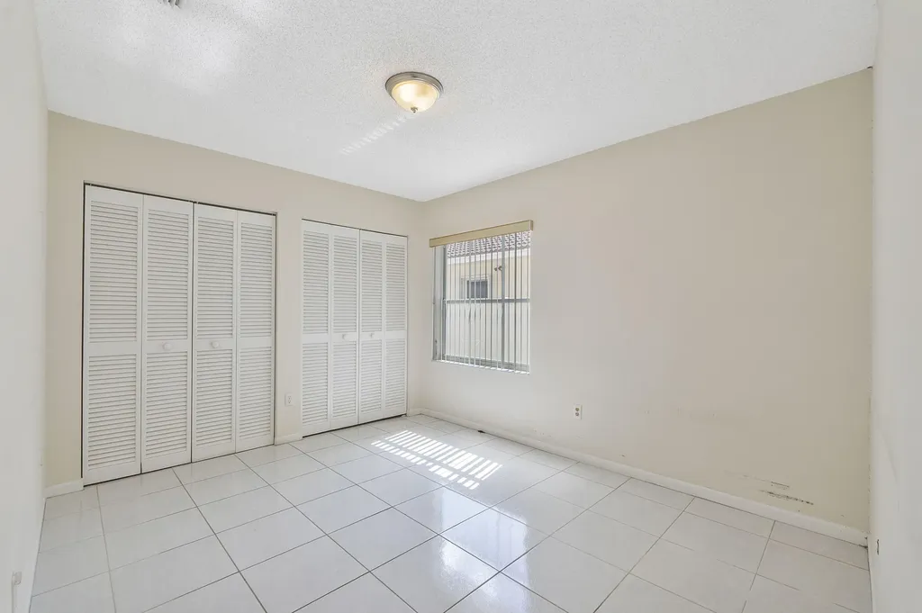7484 NW 21st Street Margate FL 33063