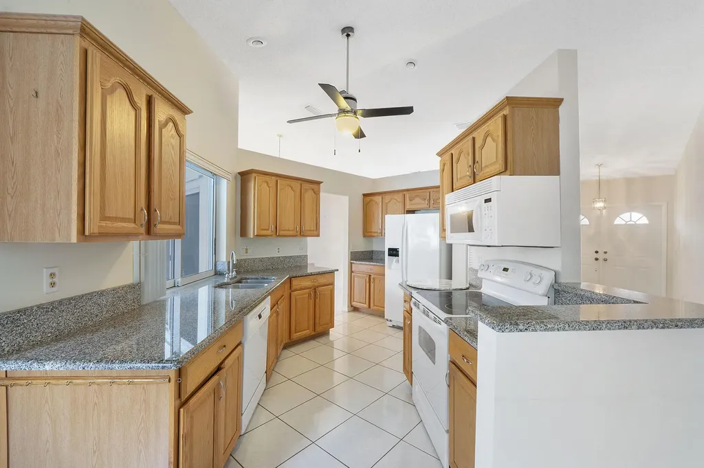 7484 NW 21st Street Margate FL 33063