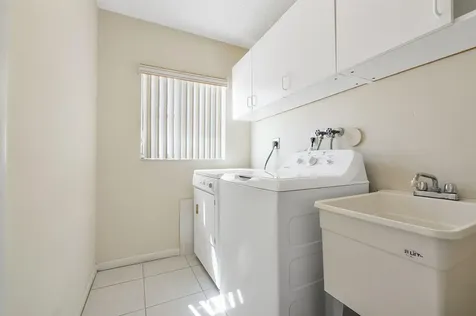 7484 NW 21st Street Margate FL 33063