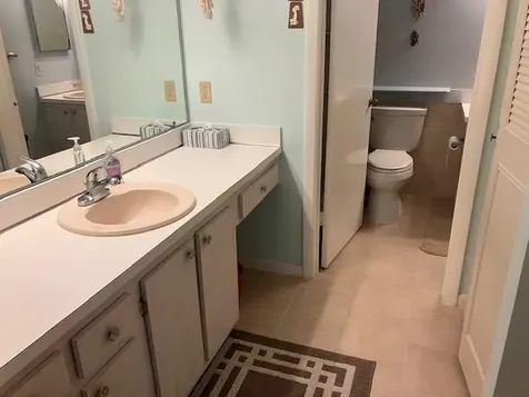 102 Lake Pine Circle Greenacres FL 33463