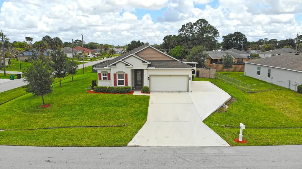 1502 SW Kosnar Avenue Port St Lucie FL 34953