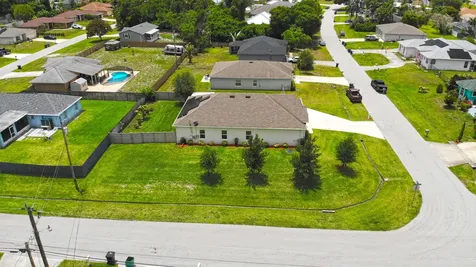 1502 SW Kosnar Avenue Port St Lucie FL 34953