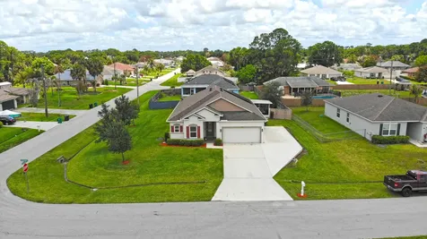 1502 SW Kosnar Avenue Port St Lucie FL 34953