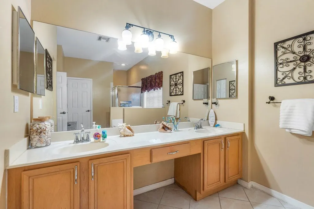 11302 Edgewater Circle Wellington FL 33414