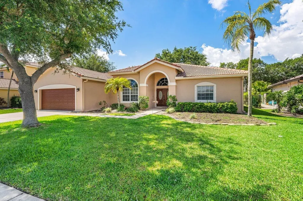 11302 Edgewater Circle Wellington FL 33414