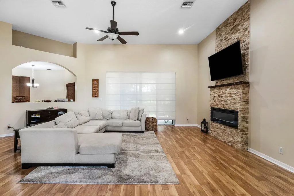 11302 Edgewater Circle Wellington FL 33414
