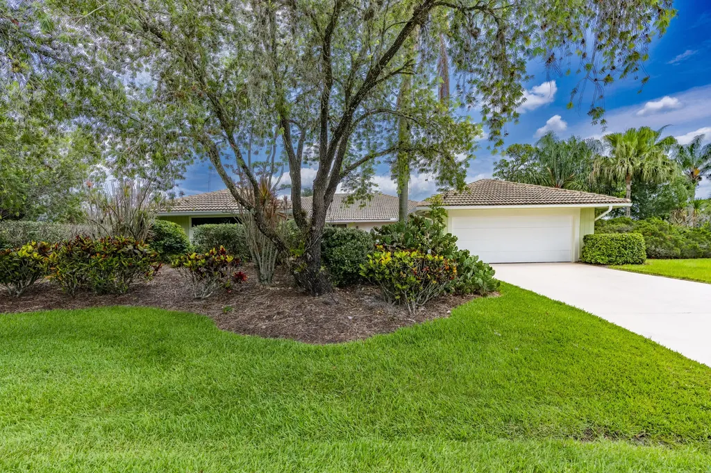 1543 SW Troon Circle Palm City FL 34990