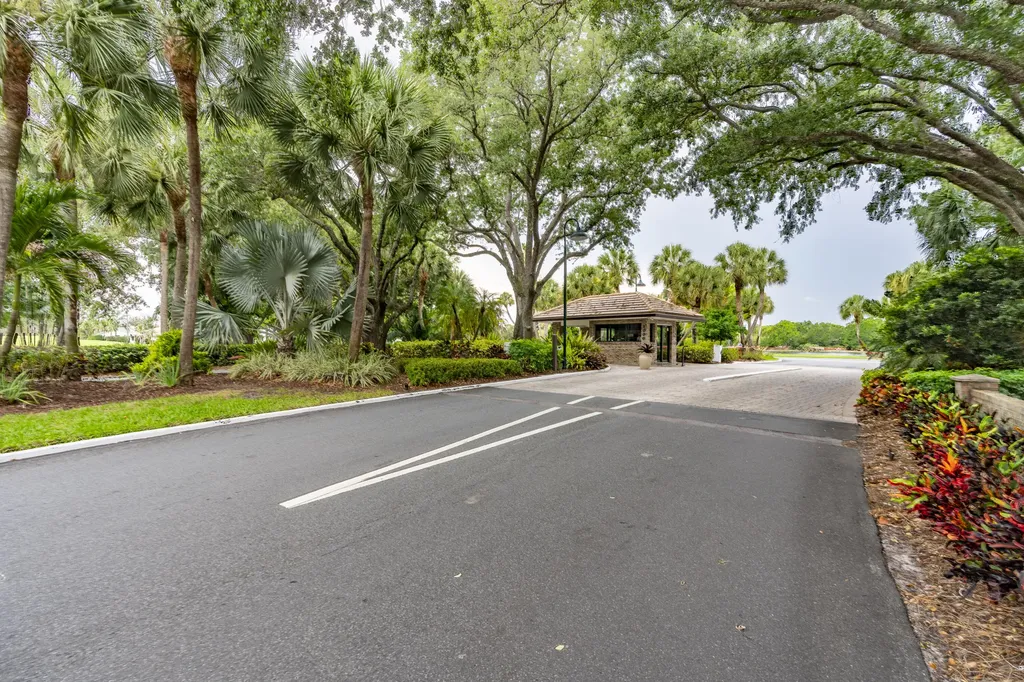 1543 SW Troon Circle Palm City FL 34990