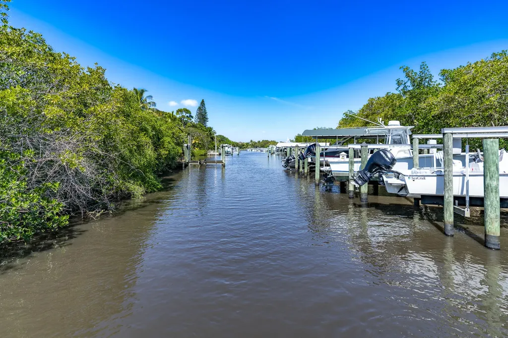1543 SW Troon Circle Palm City FL 34990