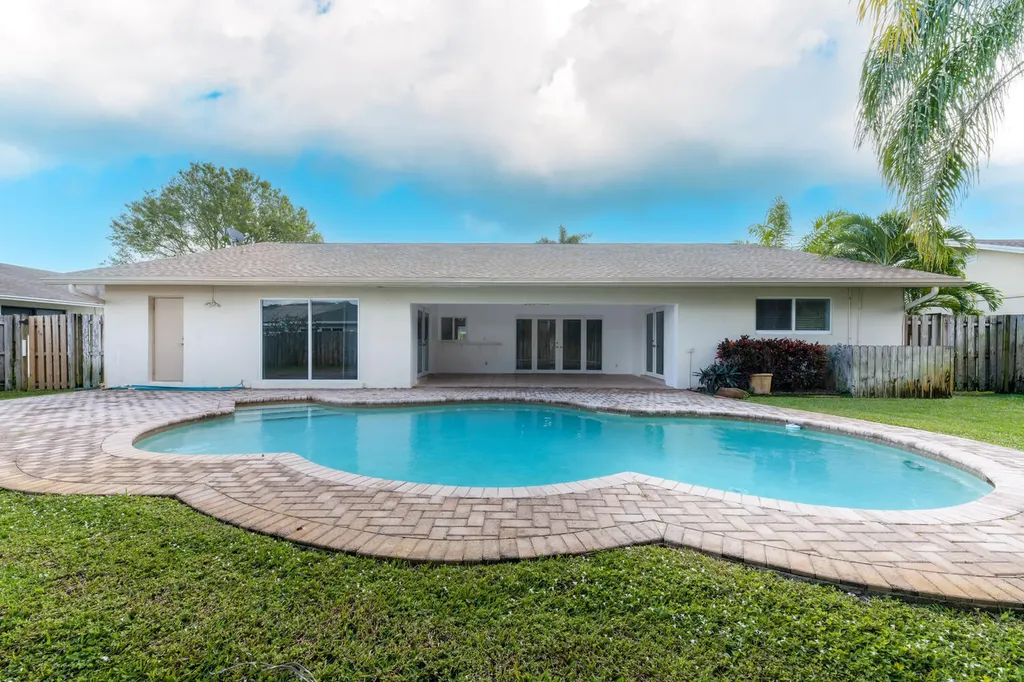 4695 Brandywine Drive Boca Raton FL 33487