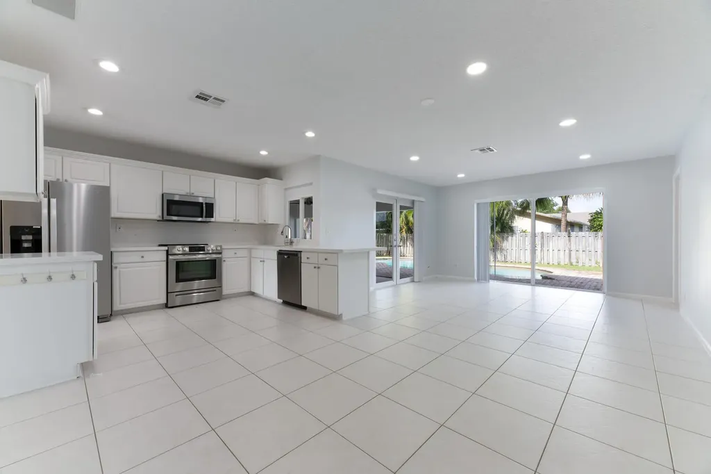 4695 Brandywine Drive Boca Raton FL 33487