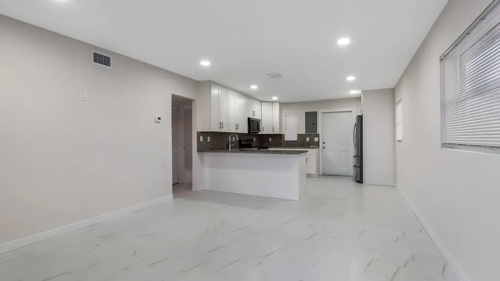611 NE 34th Street Pompano Beach FL 33064