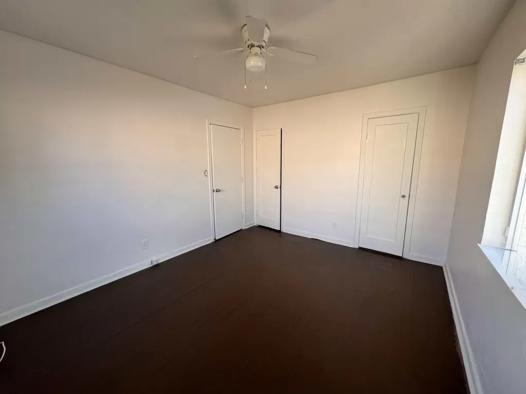 2515 Avenue E Riviera Beach FL 33404
