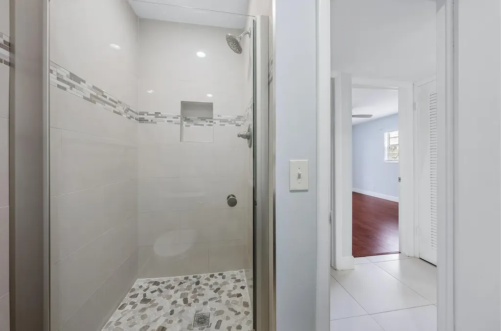 507 Capri K Delray Beach FL 33484