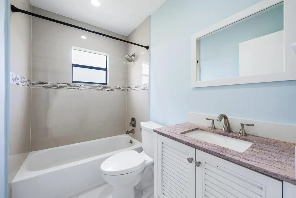 507 Capri K Delray Beach FL 33484