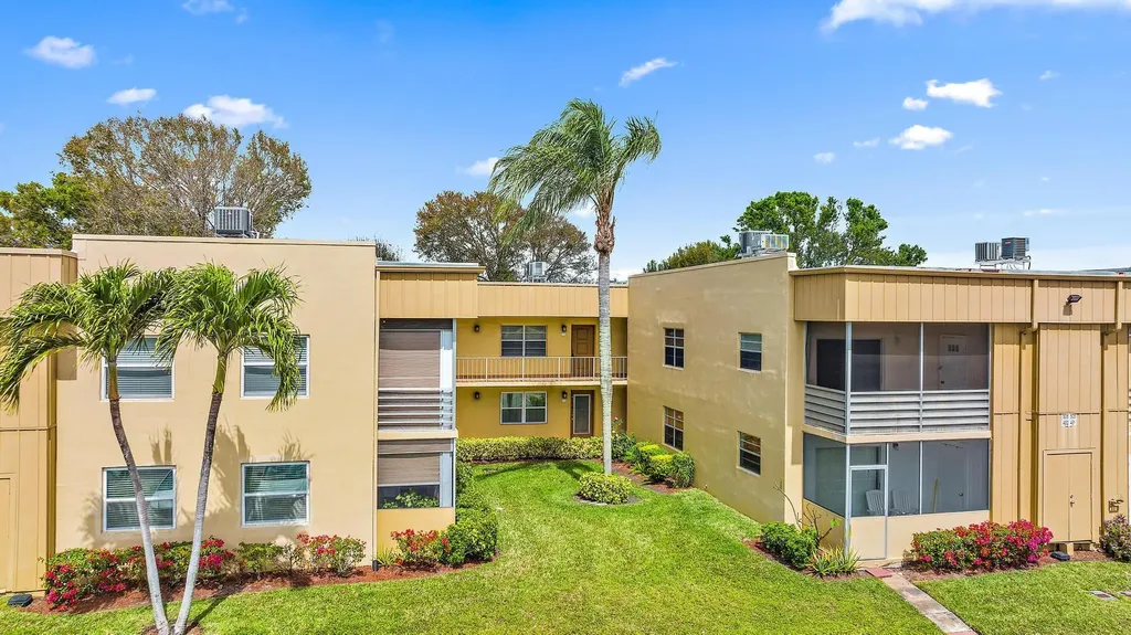 507 Capri K Delray Beach FL 33484